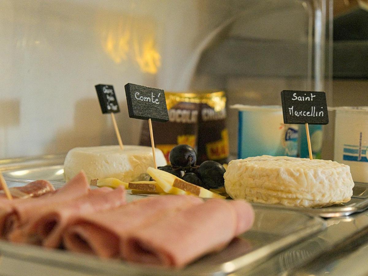 Couette-café Montjoia